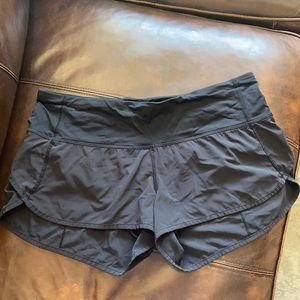 Lululemon Speed Up shorts